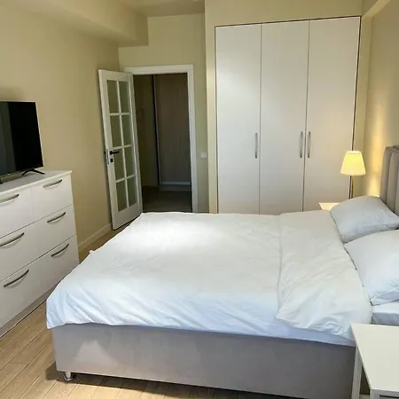 2 Bedroom On Ismail Corner Stefan Cel Mare, New Apartment, Chisinau Center! Exterior foto